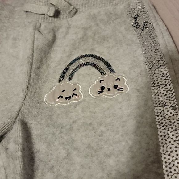 H&M (2) Pairs for the price of 1 Size 2-3 NWOT - Picture 4 of 4